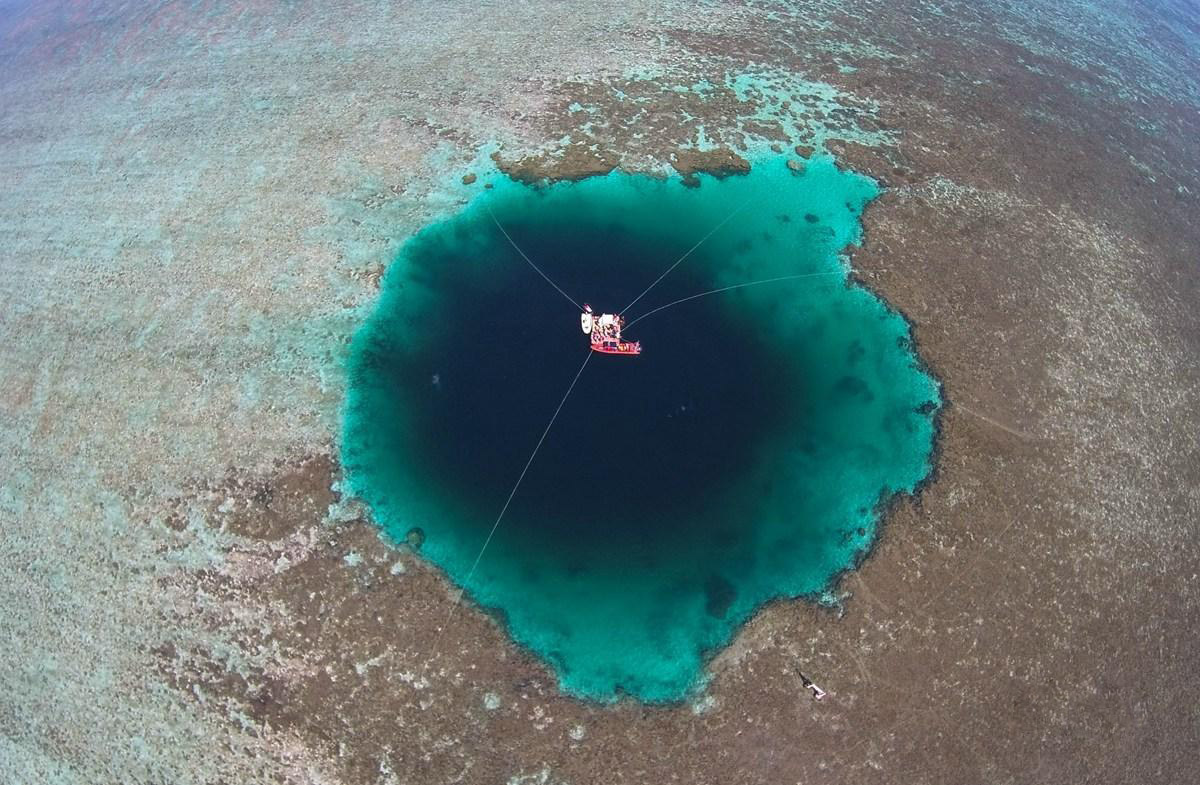 [视频]世界最深海洋蓝洞获名“三沙永乐龙洞”