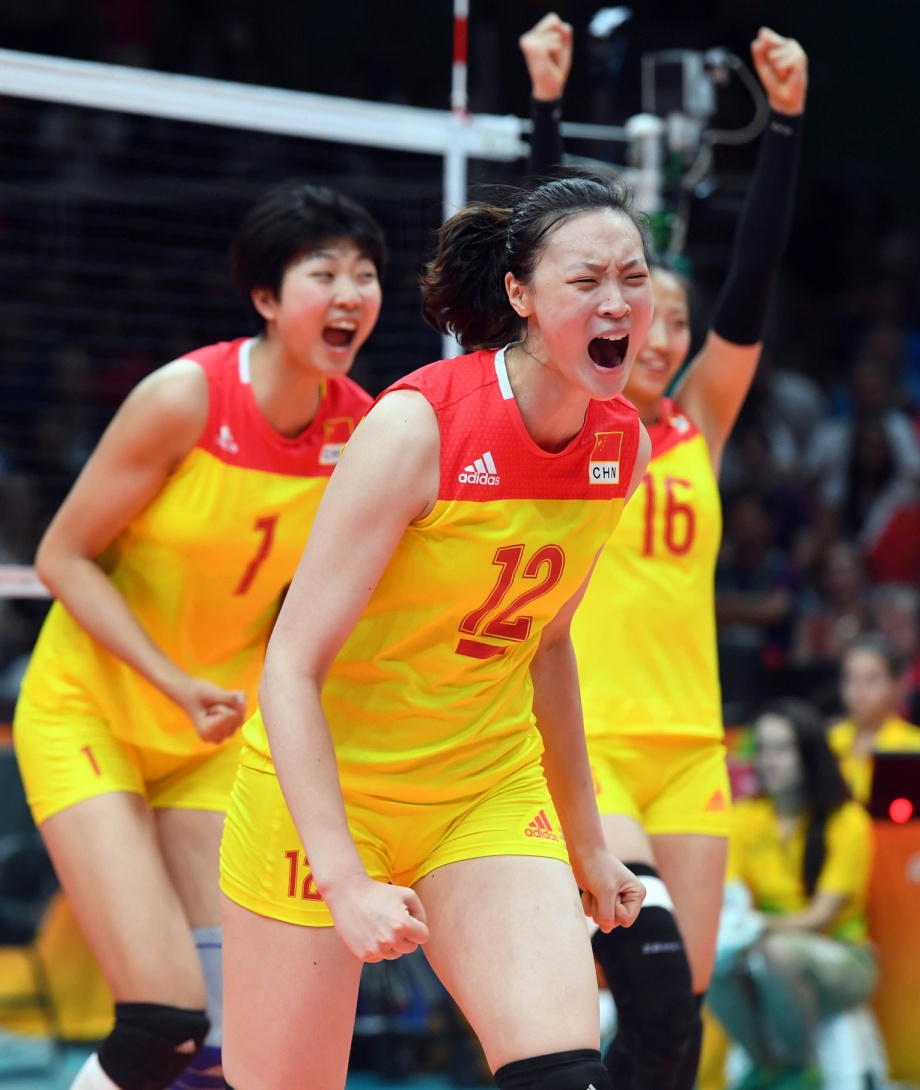 [视频]中国女排3-1逆转塞尔维亚 第3次夺得奥运金牌