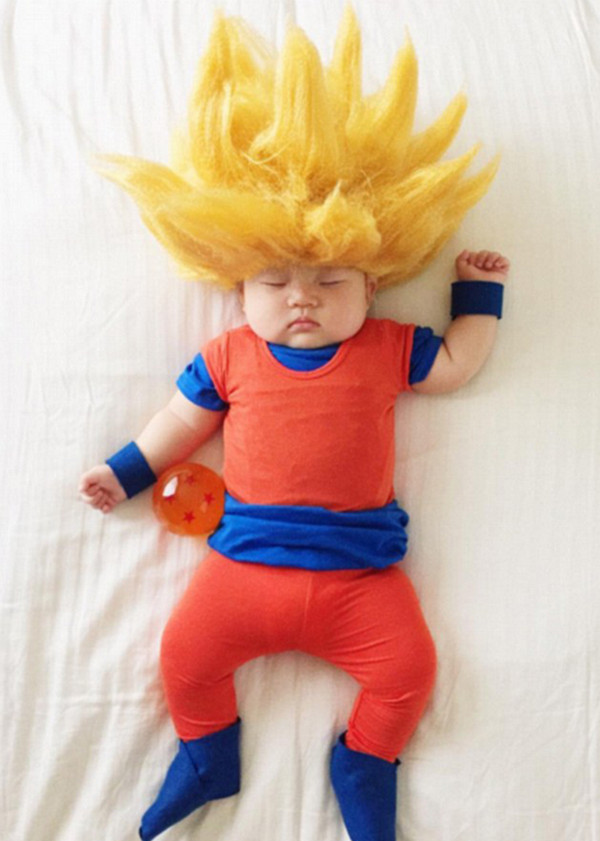 [视频]美国4个月大宝宝“角色扮演”走红网络