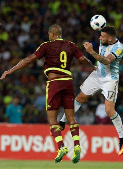 [视频]世预赛：阿根廷2-2委内瑞拉 梅西缺阵神锋首球