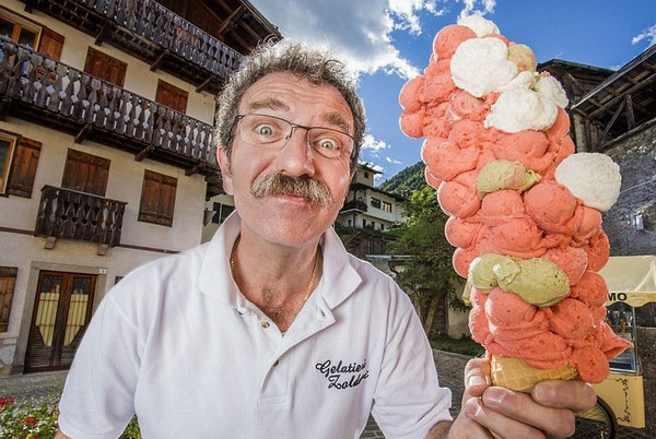 [视频]吉尼斯：探索万物之极限 2017版世界纪录大全成册