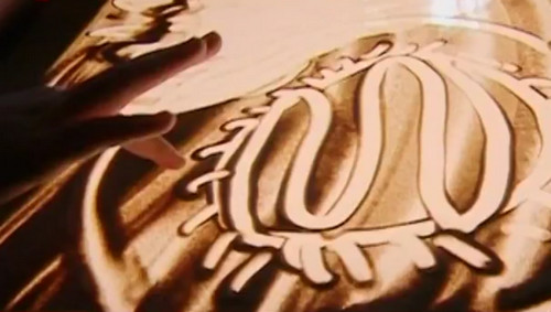 [视频]儿童玩沙学艺 培养兴趣玩创意