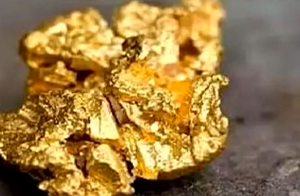 [视频]印度破获史上最大黄金走私案