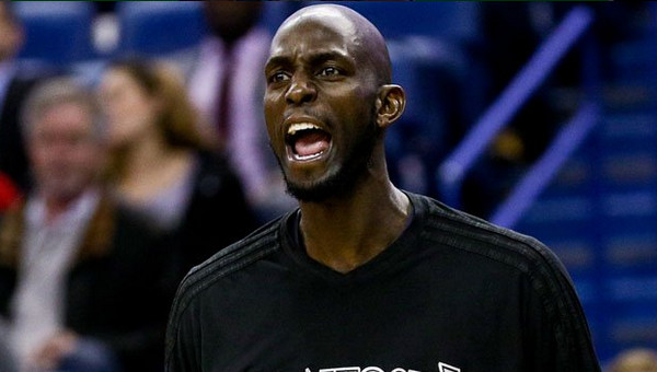 [视频]加内特宣布退役 21载老兵生涯就此谢幕