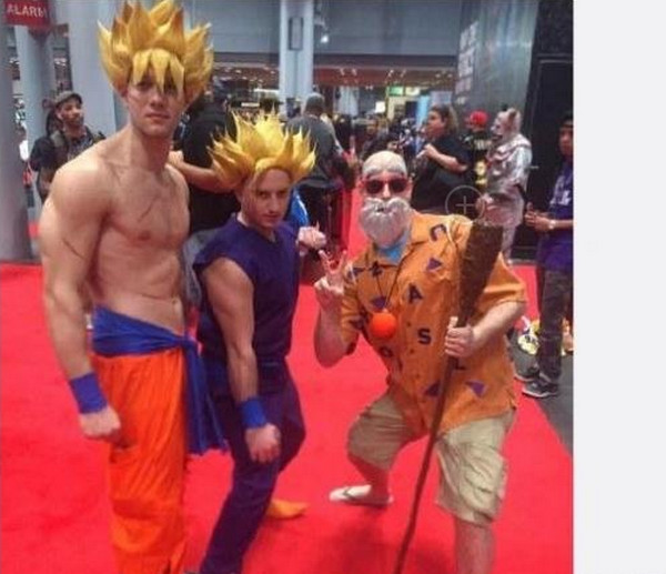 [视频]各路“超级英雄”齐聚纽约动漫展