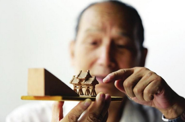 [视频]陕西76岁老人耗时16年砖雕大明宫