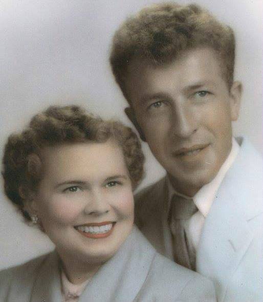 [视频]64年夫妻病床上牵手 同天辞世