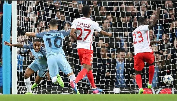 [视频]太刺激！欧冠史最癫狂1战 8球10黄4次交替领先