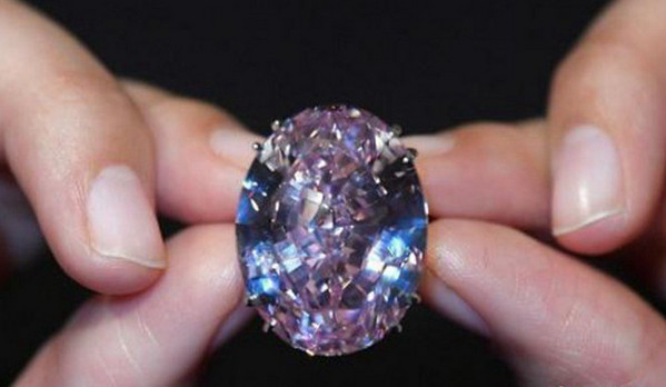 [视频]“粉红之星”重回拍卖市场 估价超6000万美元