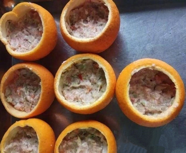 [视频]湖南大学食堂再添神菜：橙市套路深