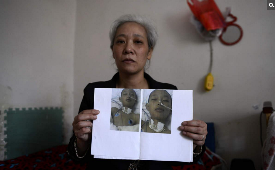 [视频]35岁母亲一夜白头 伟大母爱让网友感动