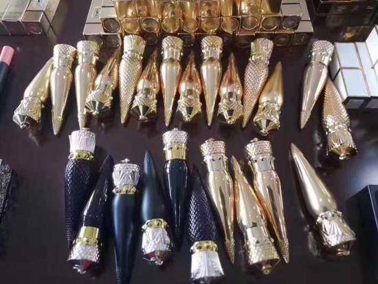 [视频]挪用200多万元买奢侈品 不使用只为发朋友圈