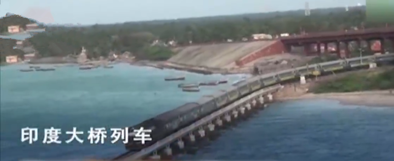 [视频]盘点世界最危险铁路 看得人心惊肉跳