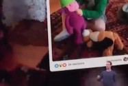[视频]脸书发力VR虚拟现实 扎克伯格带你梦回儿时的房间