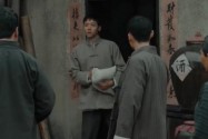 《共产党人刘少奇》精彩剧情⑭：九满拿自家米救济乡邻 引起兄弟不满